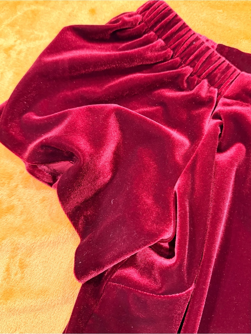 White House Black Market Velvet Off-Shoulder Blouse in Burgundy NWT - Picture 4 of 10